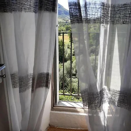 Gîte Les Gorges du Tarn La Cresse Extérieur photo